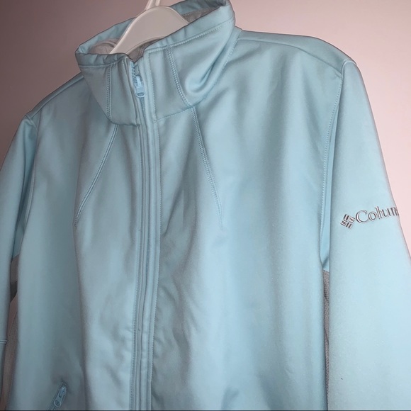 Columbia Soft Shell Jacket - Picture 2 of 8